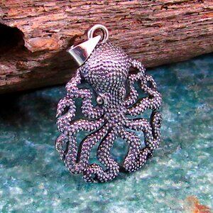 Solid 925 Sterling Silver Octopus Pendant Kraken Tentacle Nautical Sea Creature